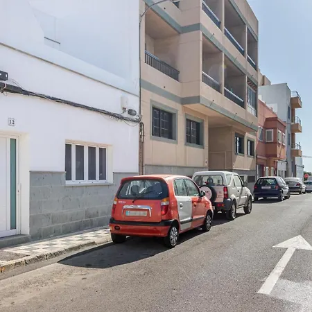 Arinaga Playa 3 דירה